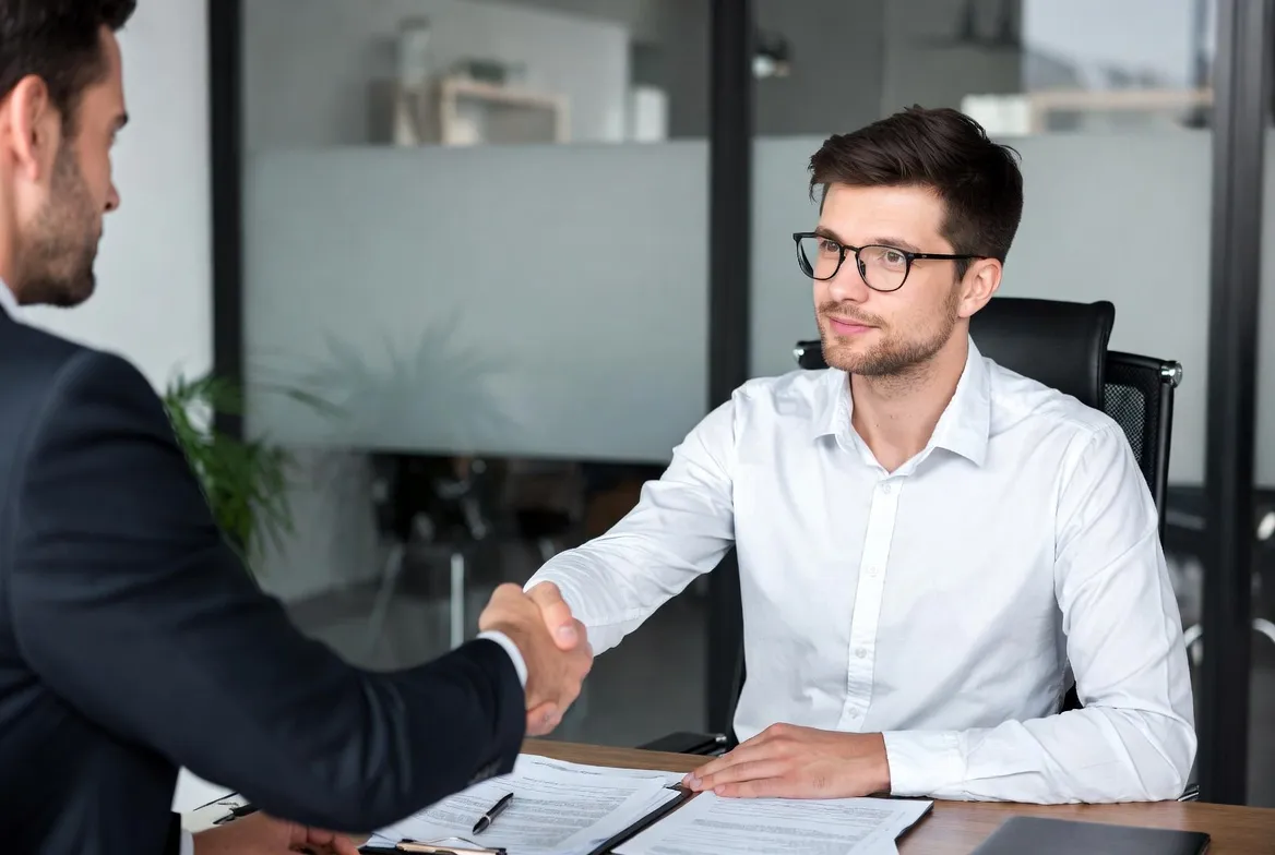 Zamknutý zámok na reťazi - Pôžička s exekúciou