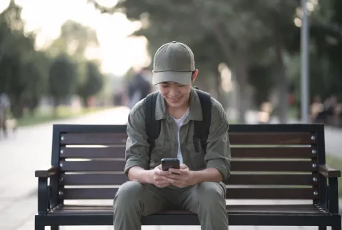 Prázdna peňaženka a mince - Pôžička bez príjmu